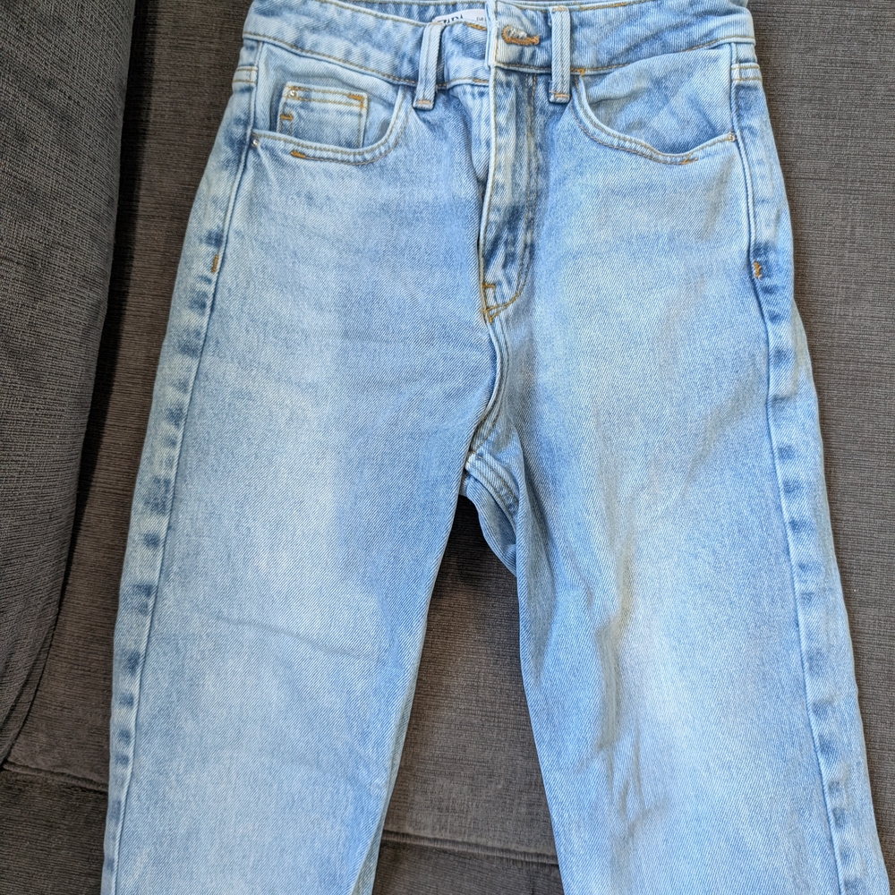 Zara Faded Blue Denim Jeans